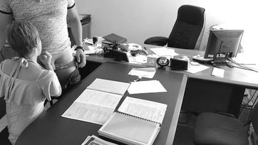 He fucked the cute secretary in the office that was recorded by the hidden camera Thumb