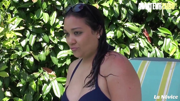 The round chick let her stepdad's sausage into her little wet pussy Thumb