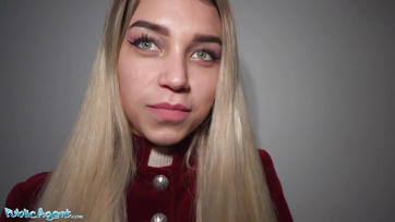 Street agent sucks beautiful 20 year old teen Thumb