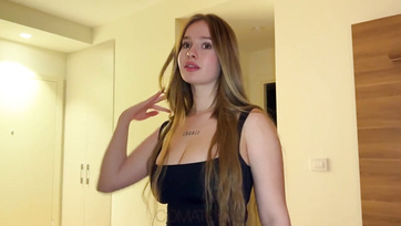 He had to offer her delicious pussy to the busty teen girl in exchange for money Thumb