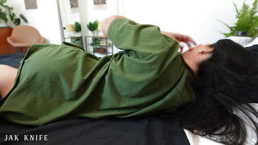 My hot stepsister was rolling around next to me without underwear so I accidentally slipped my dick into her pussy Thumb