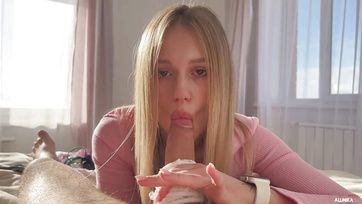 My perverted stepsister wrapped her lace panties around my dick and I could cum on her face Thumb