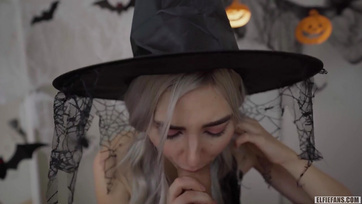 The cute big-titted witch took my cock and swallowed all the cum that squirted on her face Thumb